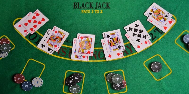 Đi sâu vào cách chơi Blackjack đầy đủ hơn